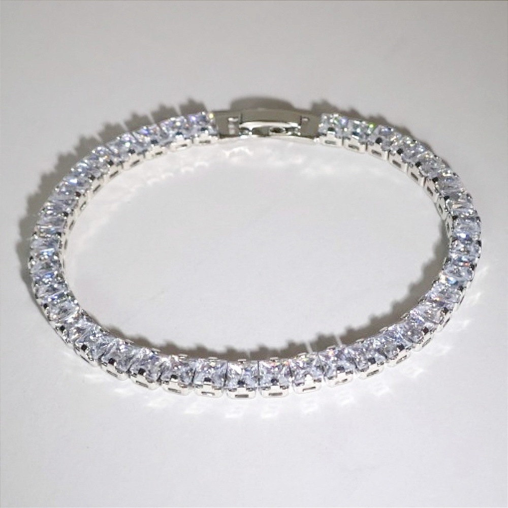 Swarovski Crystal Tennis Bracelet Silver Plated Princess Cut 7 Inch New Jewelry